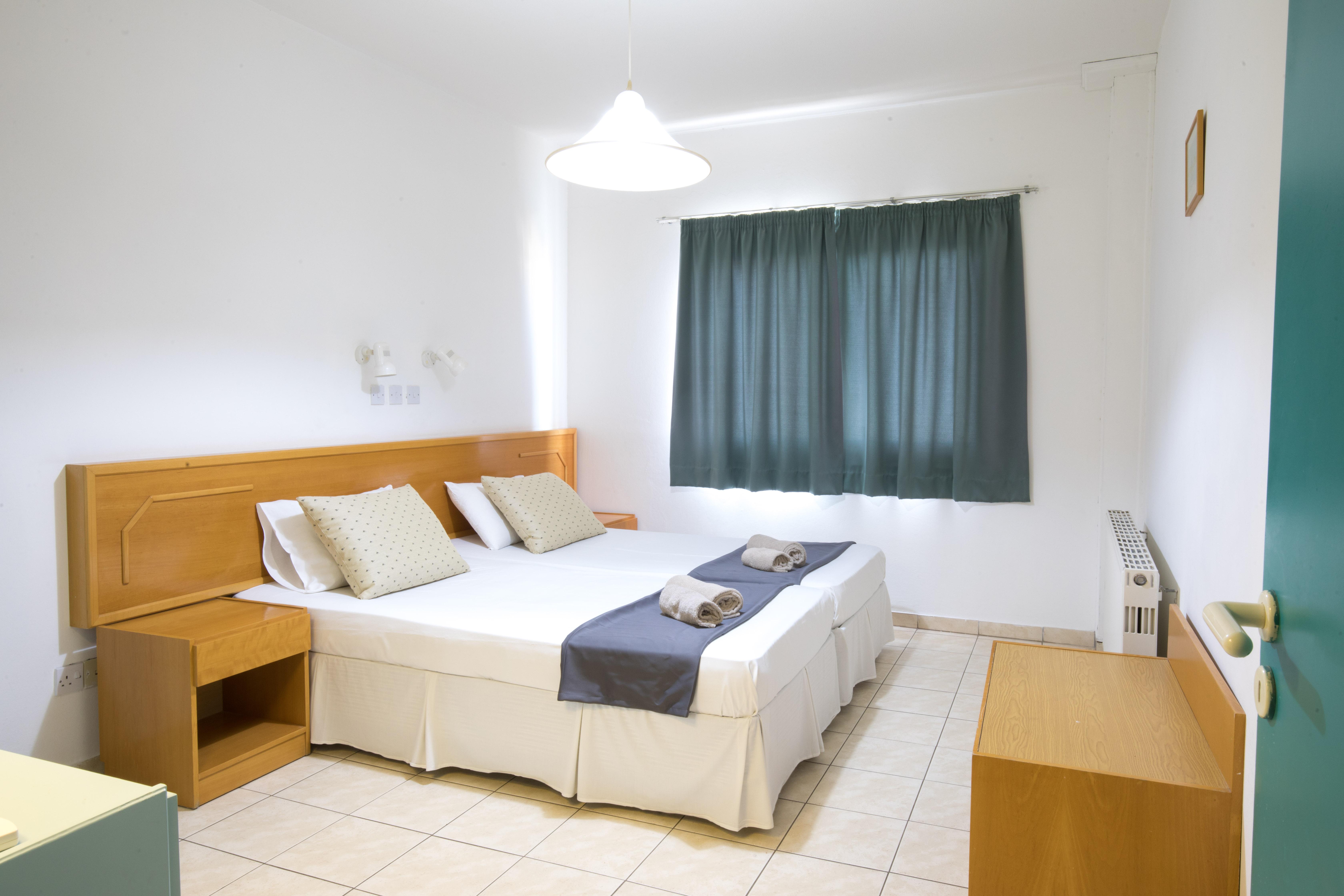 Debbiexenia Hotel Apartments Paralimni Zewnętrze zdjęcie