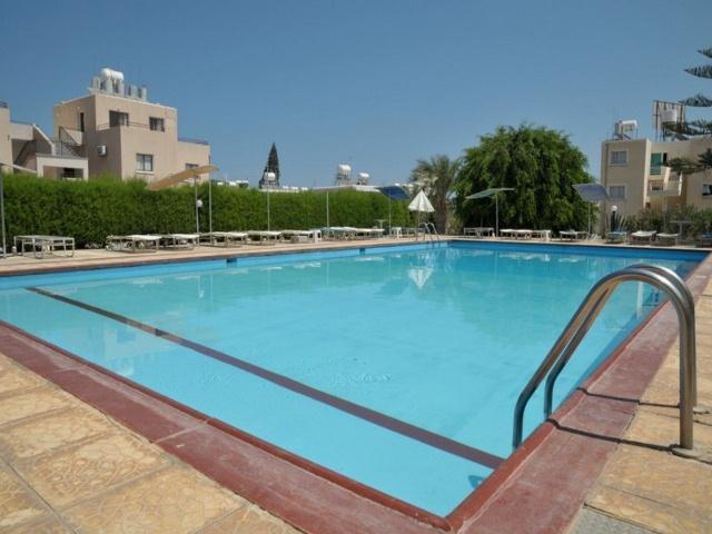 Debbiexenia Hotel Apartments Paralimni Zewnętrze zdjęcie