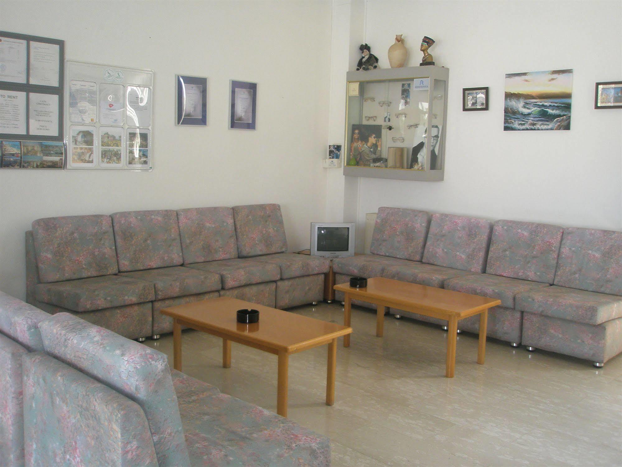 Debbiexenia Hotel Apartments Paralimni Zewnętrze zdjęcie